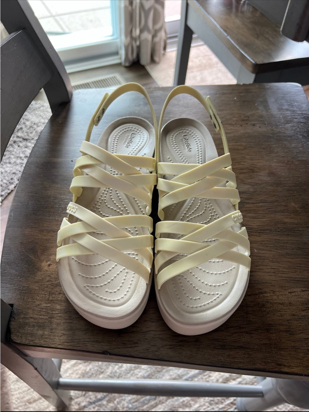 CROCS Strappy sandal